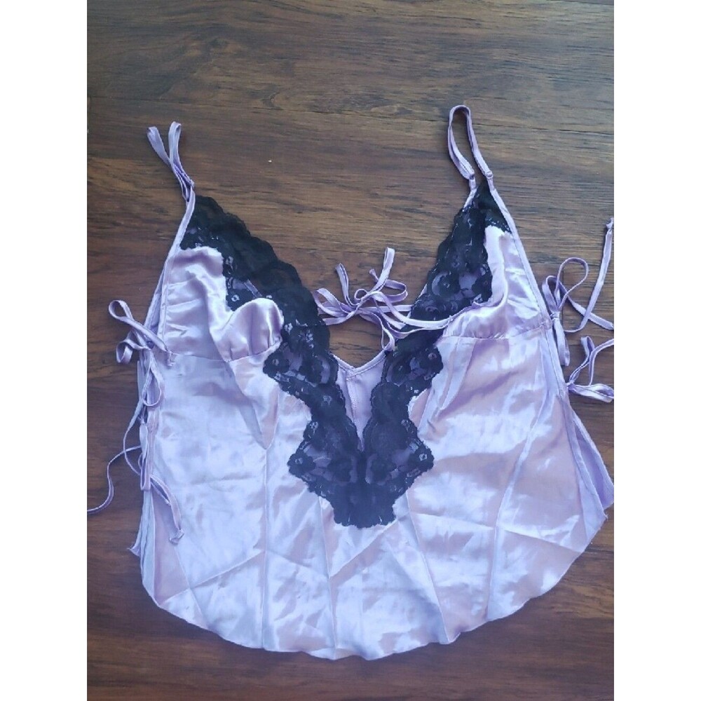 Frederick's of Hollywood Lavender Satin Lace-Trim Pajama Set Size XL Romantic - Picture 4 of 7